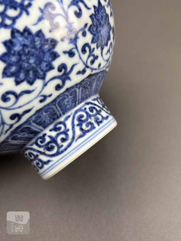 清雍正 青花莲托八吉祥纹高足碗 - 图10